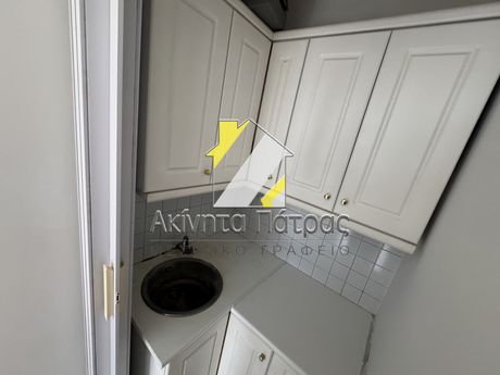 Office 68sqm for rent-Patra » Patra Centre