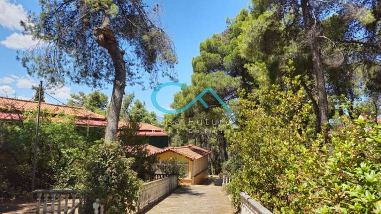 Land plot 1.925 sqm for sale, Athens - North, Agios Stefanos