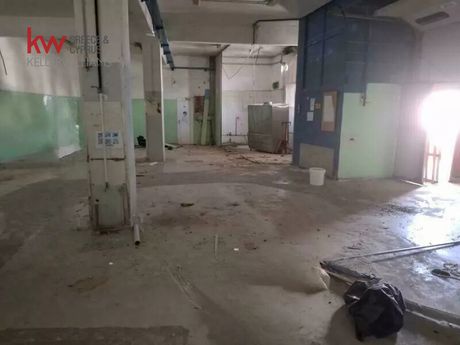 Industrial space 604sqm for rent-Alimos