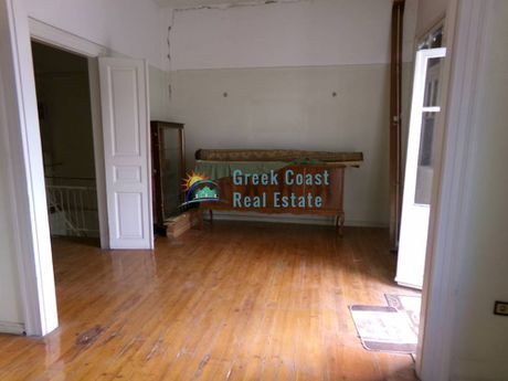 Office 85sqm for rent-Patra » Agia Sofia