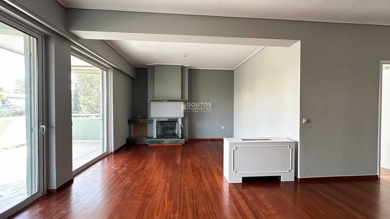 Apartment 100 sqm for rent, Athens - South, Glyfada