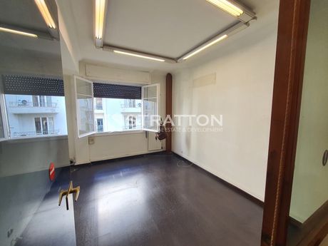 Office 44sqm for rent-Kentro » Sintagma