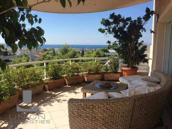 Apartment 115 sqm for rent, Athens - South, Voula