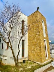 Detached home 270 sqm for sale