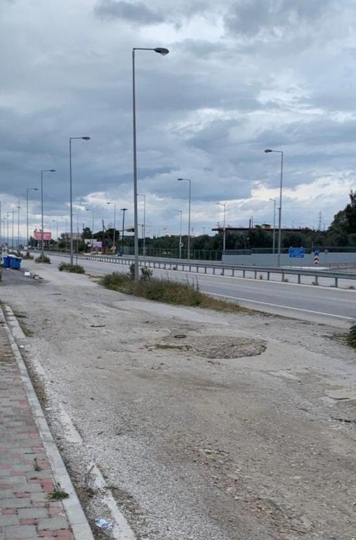 Οικόπεδο 30.000 τ.μ. προς πώληση, Γέφυρα Ισθμού