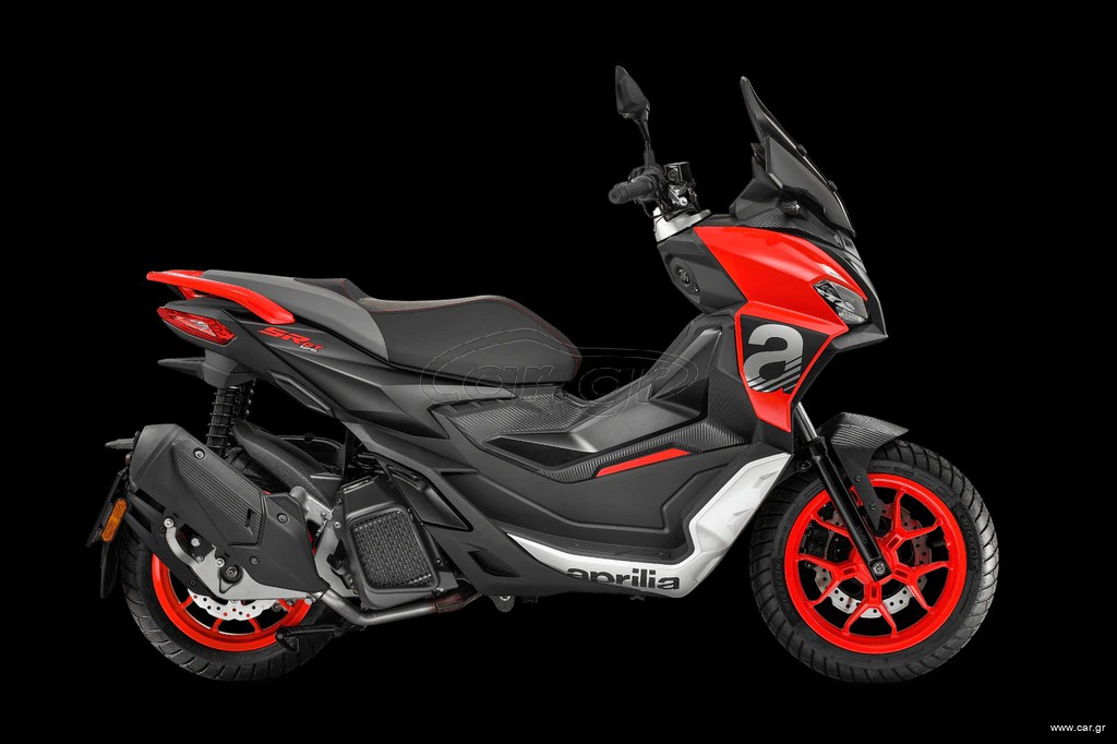 Aprilia SR GT 125 2025