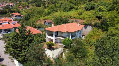Μονοκατοικία 220 τ.μ. για πώληση
