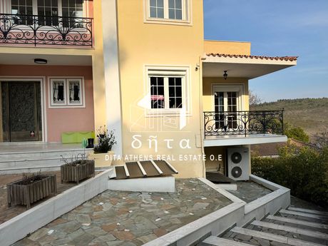 Maisonette 351sqm for sale-Agios Stefanos