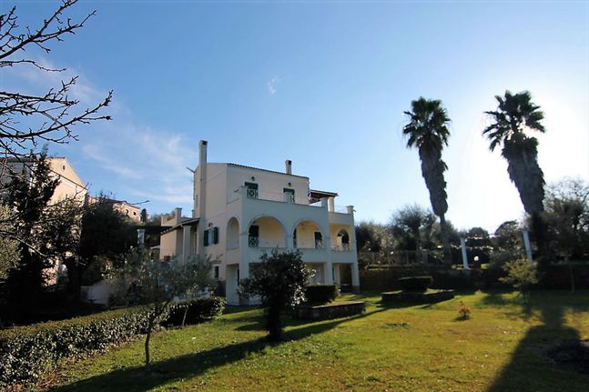 Detached home 340 sqm for sale, Corfu Prefecture, Corfu