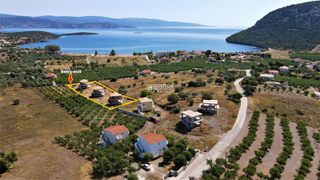 Συγκρότημα διαμερισμάτων 490 τ.μ. για πώληση
