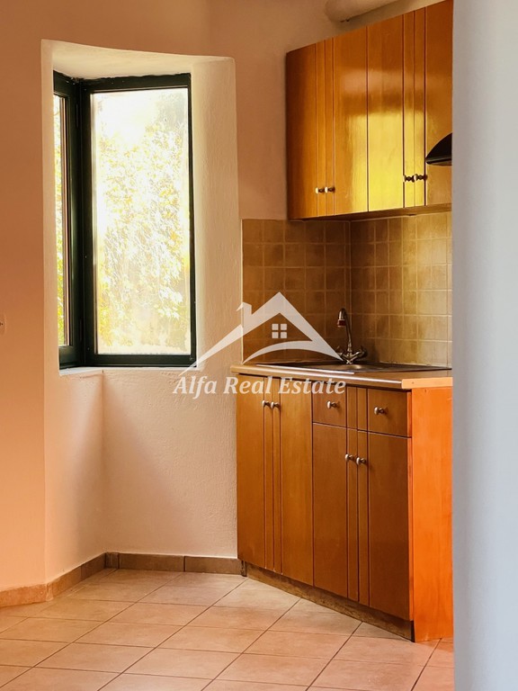 Συγκρότημα διαμερισμάτων 600 τ.μ. για πώληση, Ν. Σάμου, Σάμος