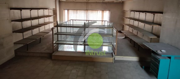Επιχειρηματικό κτίριο 318 τ.μ. προς πώληση, Βουδ