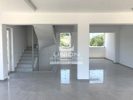 Store 440 sqm for sale