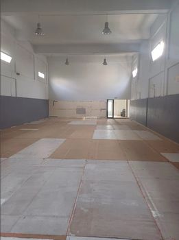 Business bulding 665 sqm for rent