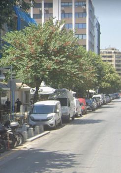Store 17sqm for rent-Center
