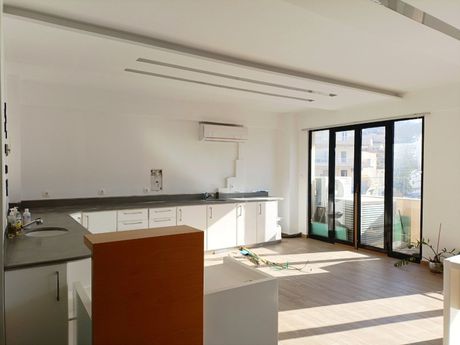 Office 85sqm for rent-Rethimno » Center