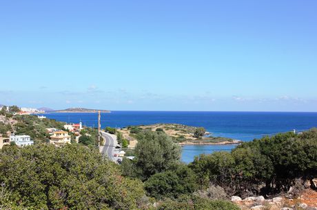 Land plot 2.100 sqm for sale