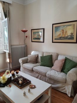 Detached home 100sqm for rent-Exarchia - Neapoli » Mouseio