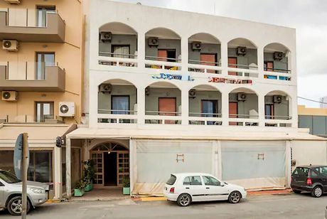 Hotel 900 sqm for sale