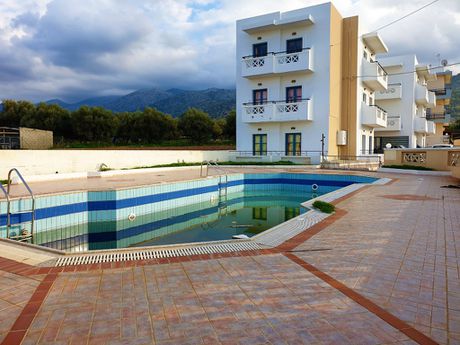 Hotel 600 sqm for sale