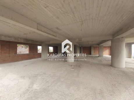 Business bulding 1.025sqm for sale-Thermi » Neo Risio