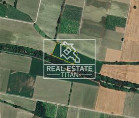 Αγροτεμάχια 8.000 τ.μ. για πώληση