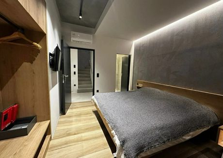 Ξενοδοχείο 4.500τ.μ. για πώληση-Ανάβυσσος » Ανάβυσσος κέντρο