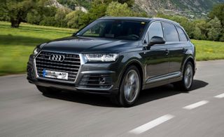 Audi Q7 2018 E-tron