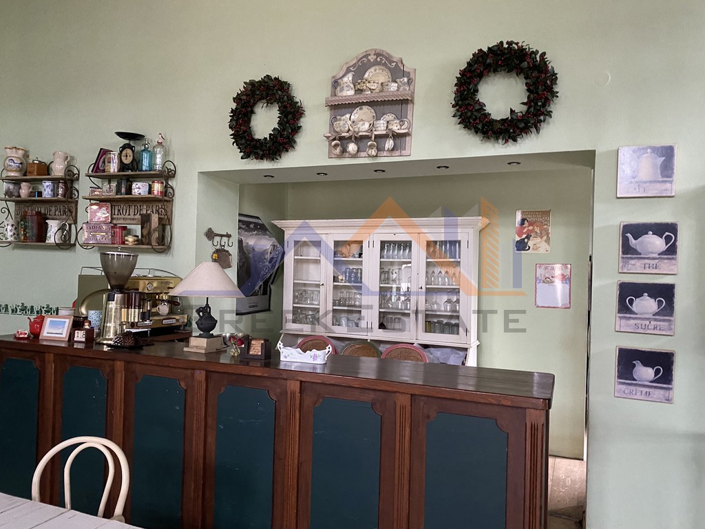Επιχειρηματικό κτίριο 222 τ.μ. προς πώληση, Άνω Πεδινά