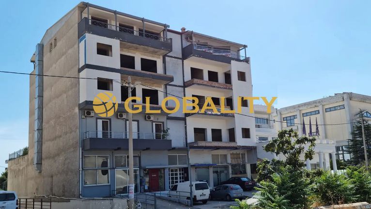 Business bulding 2.600 sqm for sale, Athens - West, Metamorfosi