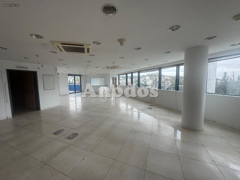 Business bulding 750 sqm for rent, Athens - North, Chalandri