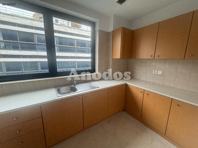 Business bulding 750 sqm for rent, Athens - North, Chalandri