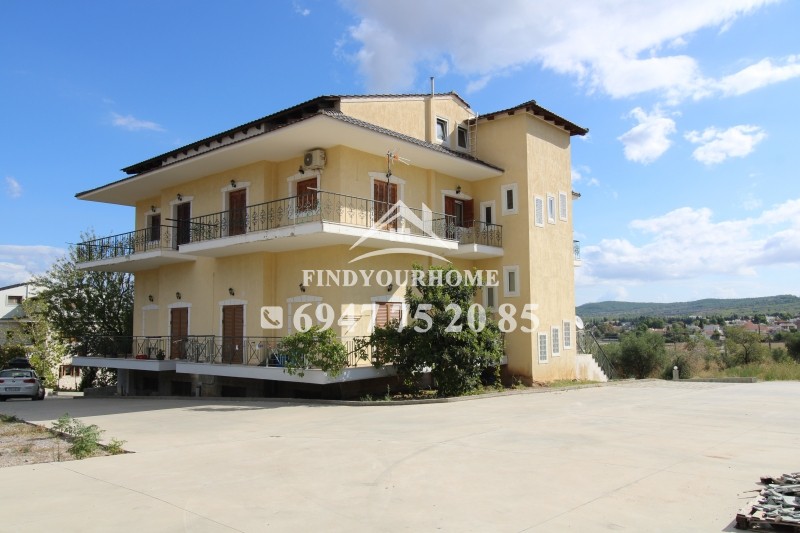 Συγκρότημα διαμερισμάτων 750 τ.μ. πρός πώληση, Βοιωτία, Θήβα