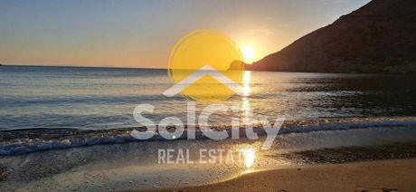 Hotel 893sqm for sale-Syros » Poseidonia