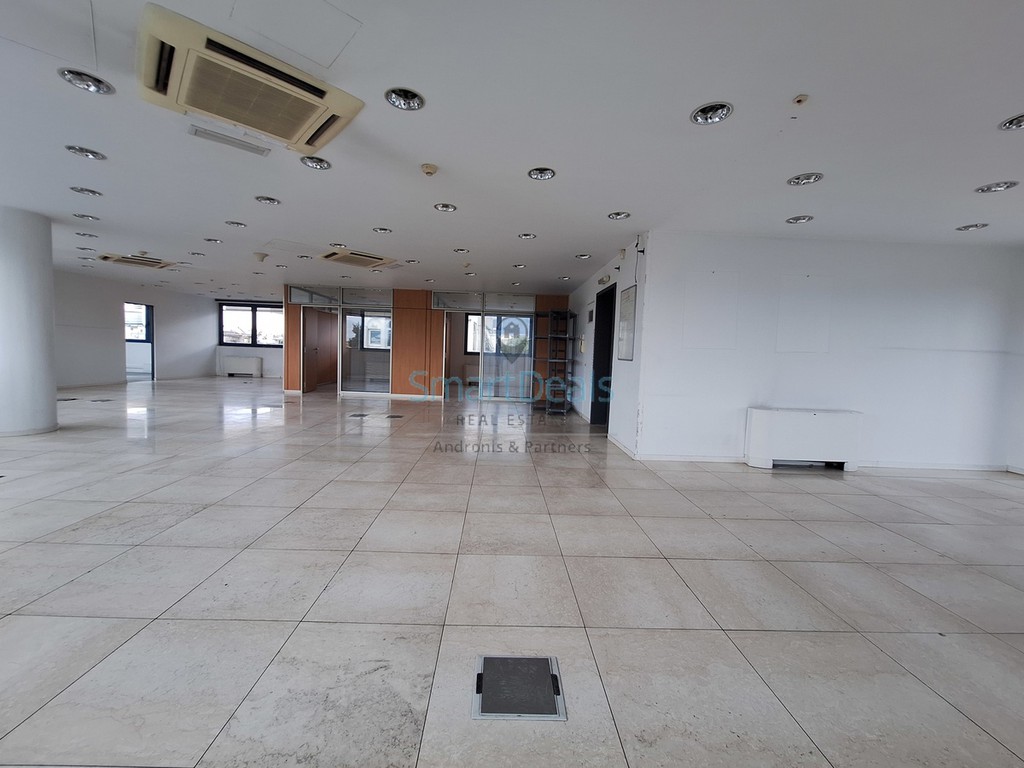 Γραφείο 750 τ.μ. προς ενοικίαση, Αθήνα - Βόρεια Προάστια, Χαλάνδρι