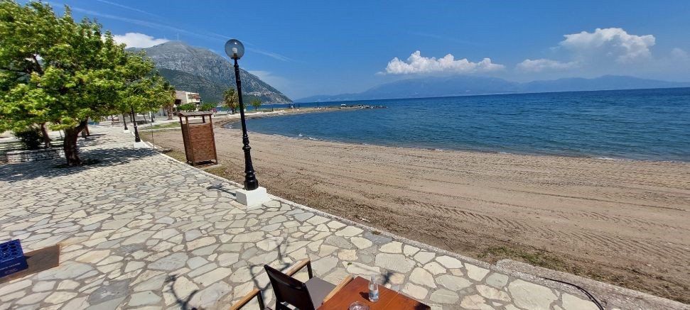 Κατάστημα 150 τ.μ. πρός ενοικίαση, Αιτωλοακαρνανία, Χάλκεια