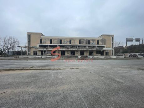 Επιχειρηματικό κτίριο 23.147 τ.μ. για ενοικίαση