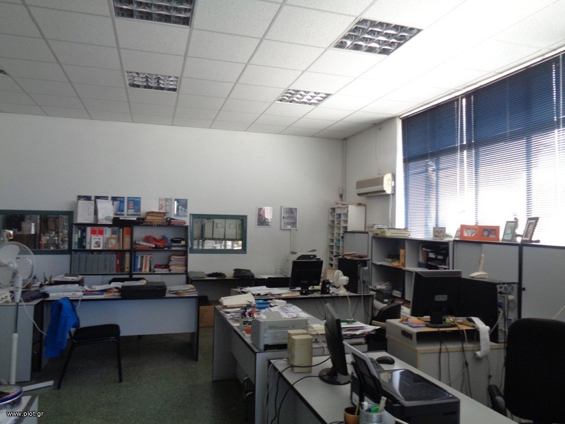 Επιχειρηματικό κτίριο 2.900 τ.μ. πρός πώληση, Πειραιάς - Προάστια, Μοσχάτο