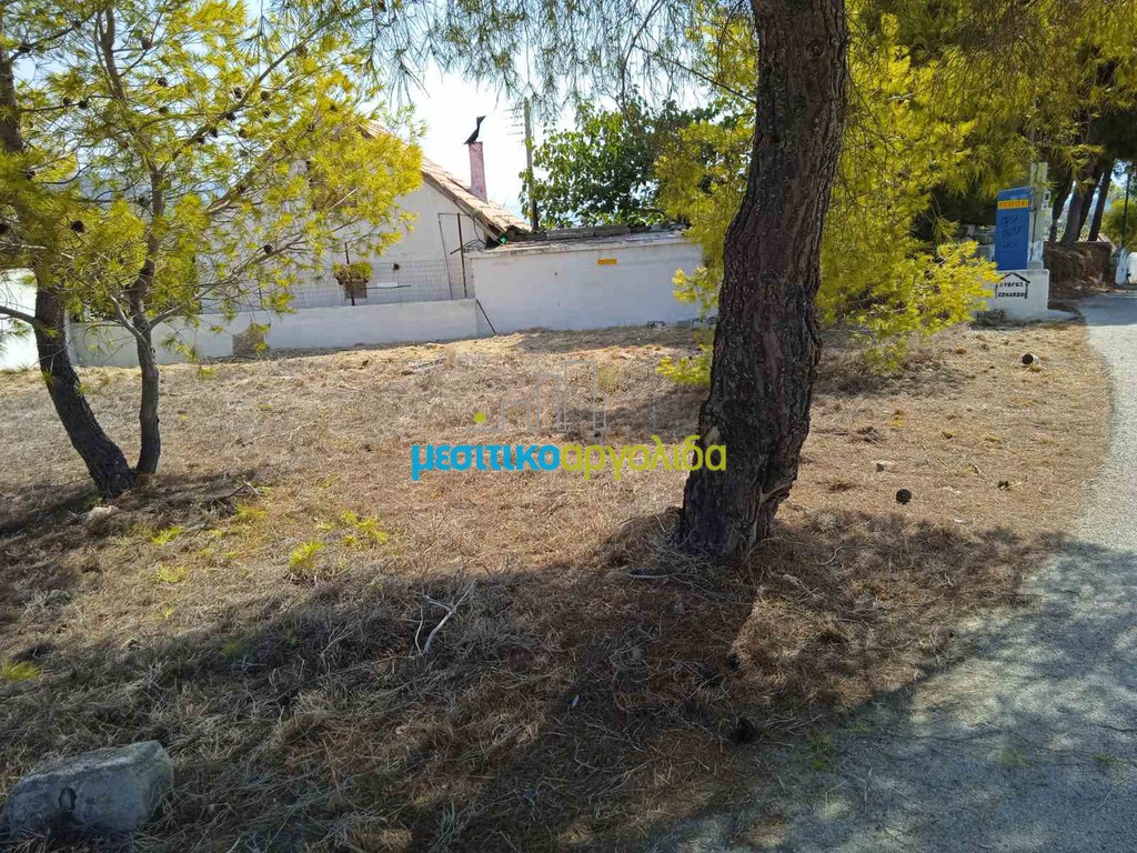 Οικόπεδο 268 τ.μ. προς πώληση, Άγιοι Θεόδωροι Κορινθίας
