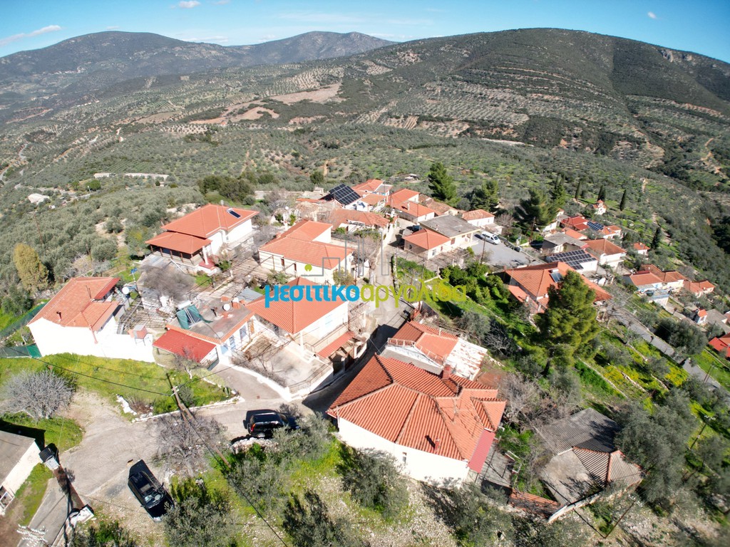 Μονοκατοικία 110 τ.μ. προς πώληση, Στόλος