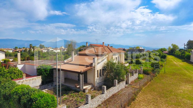 Βίλλα 240 τ.μ. για πώληση, Αχαΐα, Αιγιάλεια