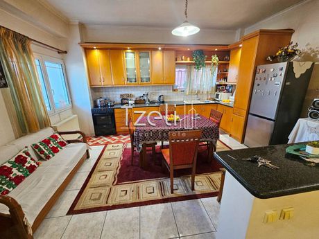 Building 234sqm for sale-Rio » Psathopirgos