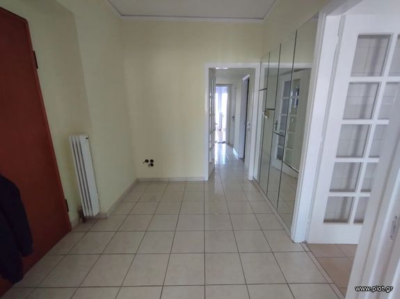 Apartment 135 sqm for rent, Athens - South, Palaio Faliro
