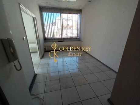 Office 50sqm for rent-Kavala » Center
