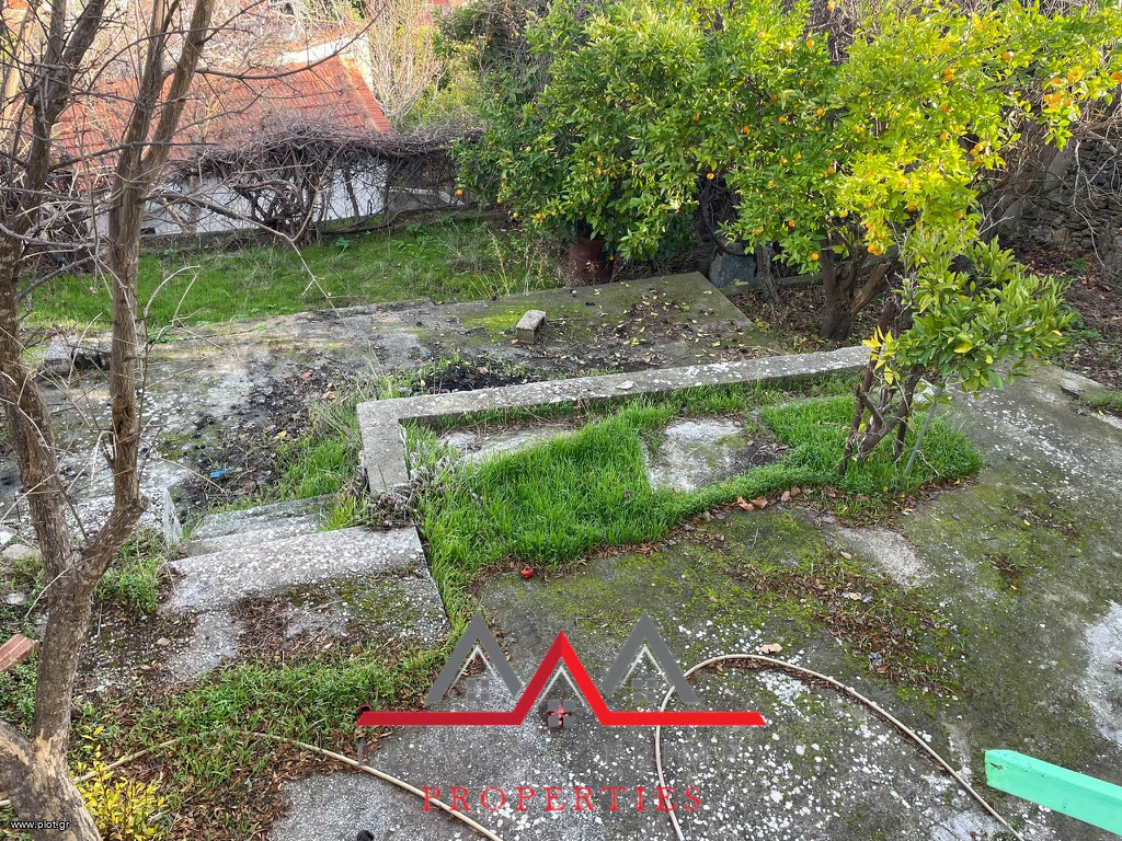 Μονοκατοικία 281 τ.μ. πρός πώληση, Ν. Λέσβου, Λέσβος - Γέρας