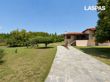 Detached home 220 sqm for sale