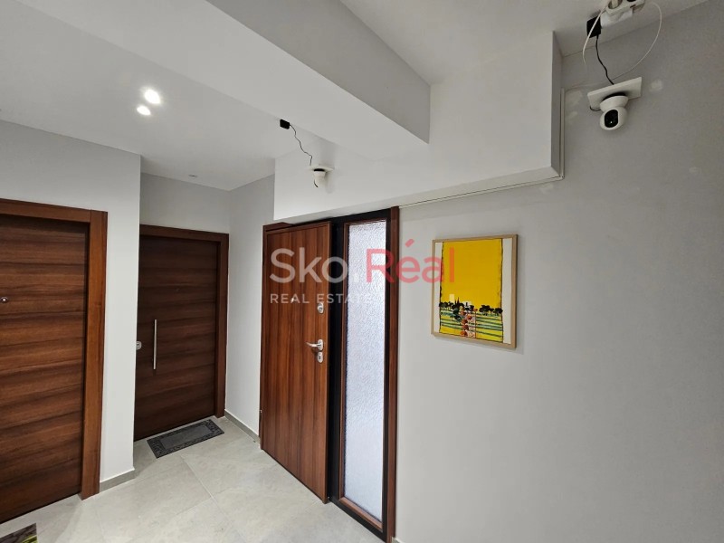 Συγκρότημα διαμερισμάτων 470 τ.μ. προς πώληση, Χαριλάου