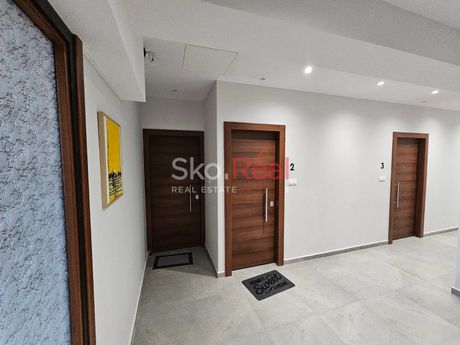 Συγκρότημα διαμερισμάτων 470τ.μ. για πώληση-Χαριλάου