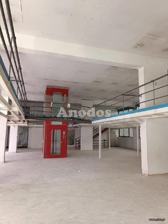 Κατάστημα 800 τ.μ. πρός ενοικίαση, Αθήνα - Βόρεια Προάστια, Αγία Παρασκευή