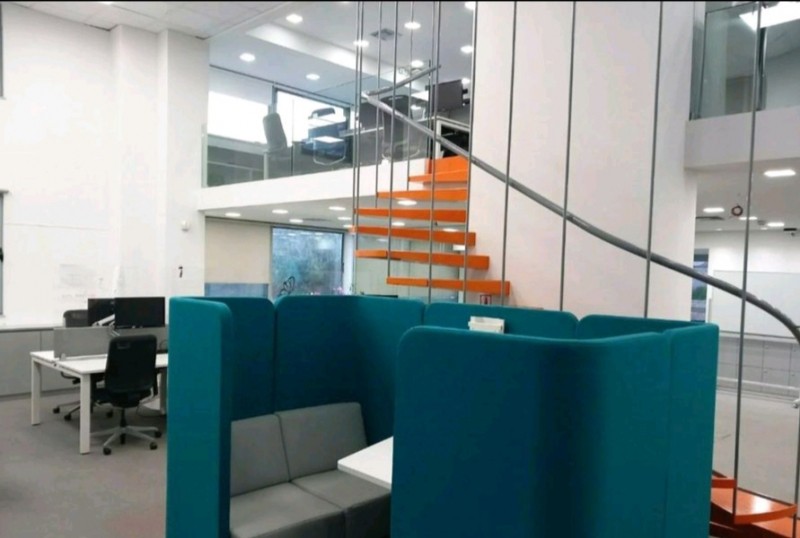 Επιχειρηματικό κτίριο 1.000 τ.μ. πρός ενοικίαση, Αθήνα - Βόρεια Προάστια, Μαρούσι